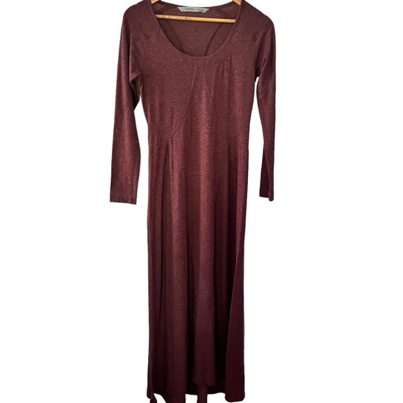 Athleta The Weekender Maxi Dress in Plum S - Picture 2 of 8